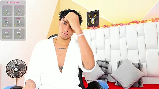 Snapshot of Adan_Oriol chatting on November 27, 2025, 3:41 am Adan Oriol online show from November 27, 2025, 3:41 am