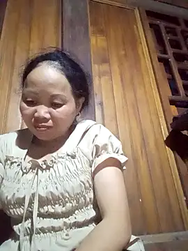  YooY  online show from September 23, 2025, 12:08 pm