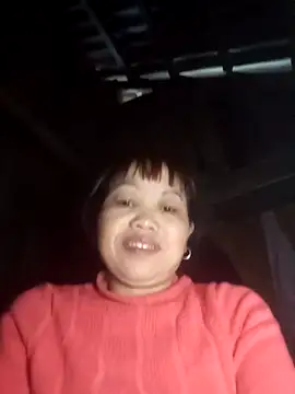  YooY  online show from November 4, 2025, 12:10 am