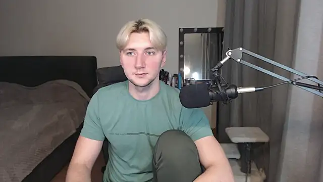 Elvin Vaenight online show from September 10, 2025, 9:37 pm