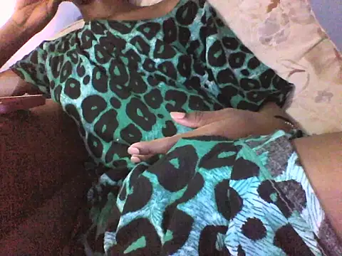 Moongodessy online show from January 17, 2026, 5:38 pm