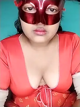 mimi87hoty online show from October 9, 2025, 5:11 pm