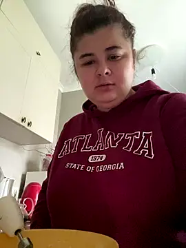 AliceCurlyX online show from December 5, 2025, 10:24 am