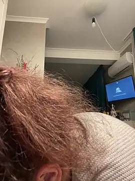 AliceCurlyX online show from December 16, 2025, 4:45 pm