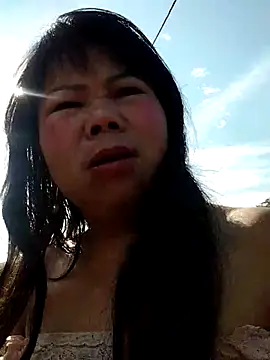 lusy-00 online show from February 5, 2026, 2:16 am