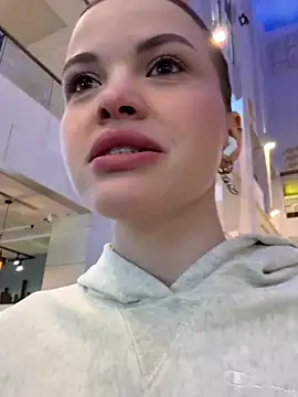 SMELLSEX online show from November 19, 2025, 4:51 pm