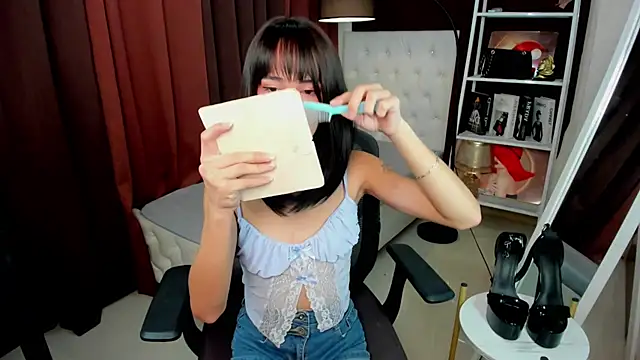 urfantasyhotbaby online show from September 10, 2025, 6:19 pm