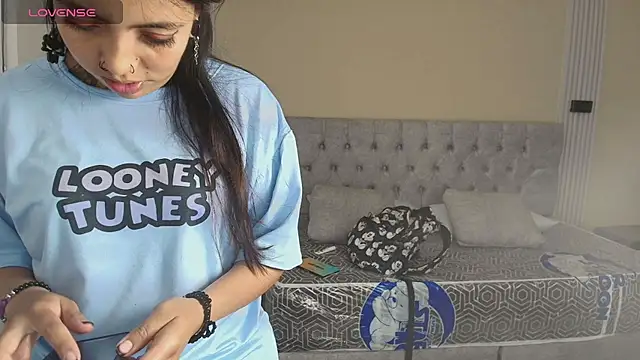 LiaMonroee  online show from October 12, 2025, 11:42 am