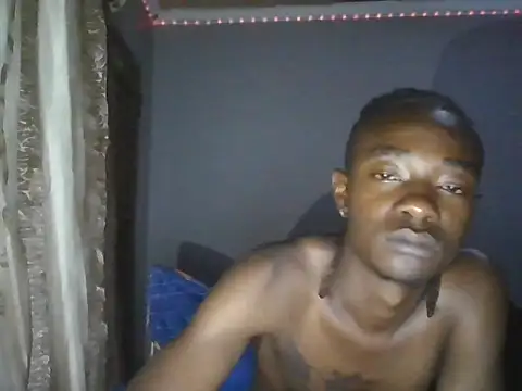 Nykho17 online show from November 1, 2025, 9:28 pm