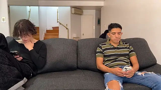 lenruy online show from April 14, 2026, 6:58 pm