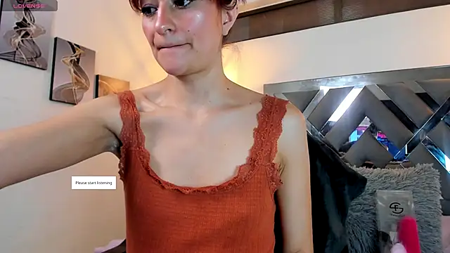 Snapshot of Candy_Hott7 chatting on September 27, 2025, 2:11 pm Candy Hott7 online show from September 27, 2025, 2:11 pm