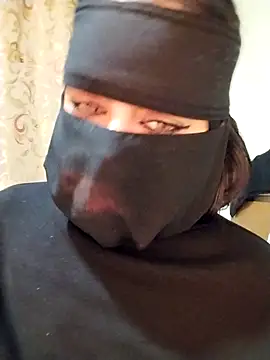 lilyan12 online show from March 25, 2026, 12:16 am