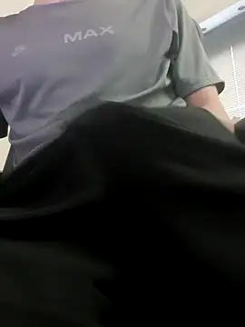 JayMac0 online show from November 17, 2025, 2:56 pm