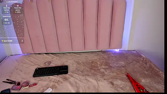 MissCandyliciouss online show from September 23, 2025, 1:25 pm