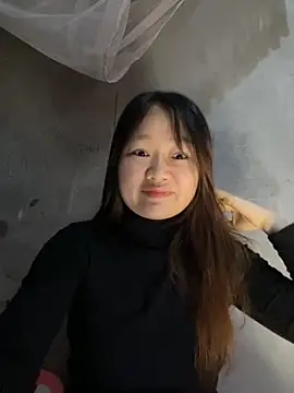 Hinne07 online show from November 29, 2025, 3:26 pm