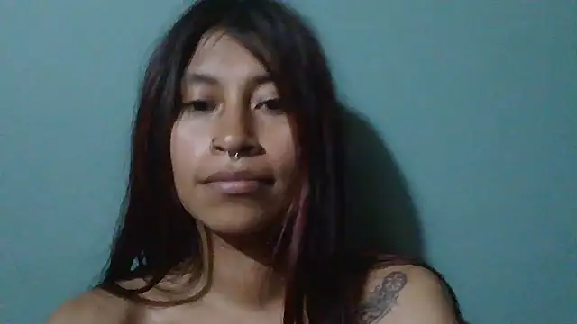 Snapshot of Pocahontas_tw chatting on November 16, 2025, 12:38 am Pocahontas tw online show from November 16, 2025, 12:38 am