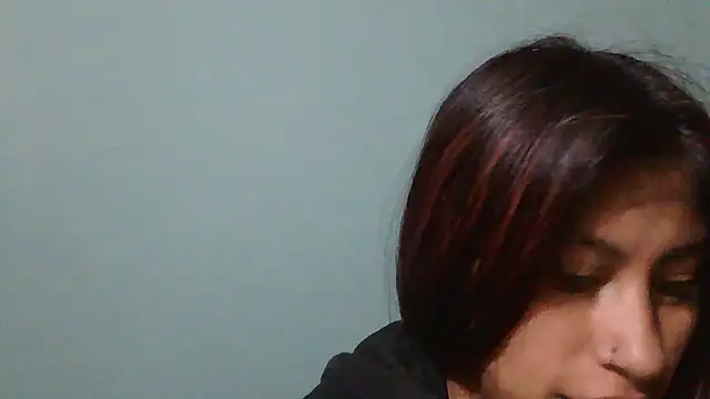 Snapshot of Pocahontas_tw chatting on November 26, 2025, 6:31 pm Pocahontas tw online show from November 26, 2025, 6:31 pm