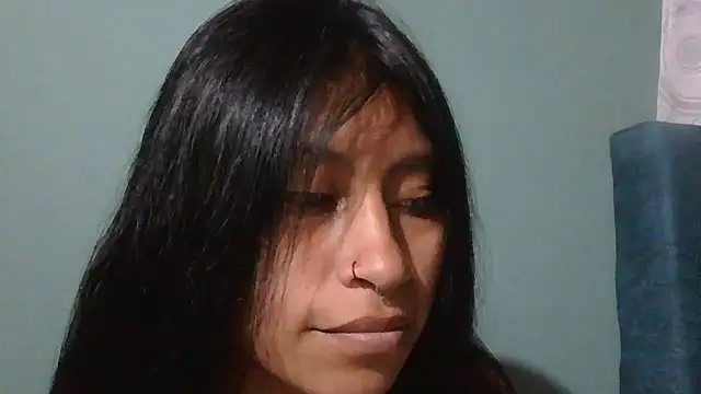 Snapshot of Pocahontas_tw chatting on December 2, 2025, 6:14 pm Pocahontas tw online show from December 2, 2025, 6:14 pm