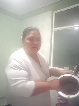 Snapshot of curvy_diva_ chatting on September 19, 2025, 1:07 am curvy diva online show from September 19, 2025, 1:07 am