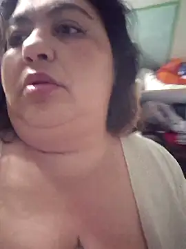 Snapshot of curvy_diva_ chatting on September 23, 2025, 9:45 am curvy diva online show from September 23, 2025, 9:45 am
