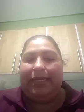 Snapshot of curvy_diva_ chatting on October 1, 2025, 2:17 am curvy diva online show from October 1, 2025, 2:17 am