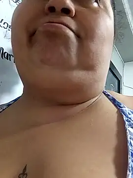 Snapshot of curvy_diva_ chatting on October 10, 2025, 11:09 am curvy diva online show from October 10, 2025, 11:09 am