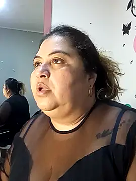 curvy diva  online show from January 14, 2026, 9:04 am