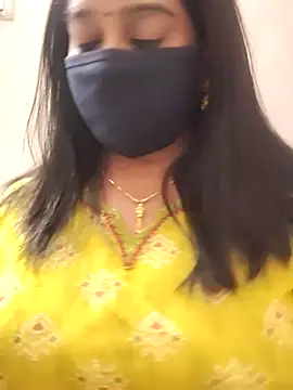 saritha29 online show from November 25, 2025, 5:24 pm