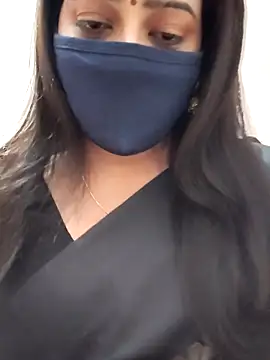 saritha29 online show from February 28, 2026, 5:41 am