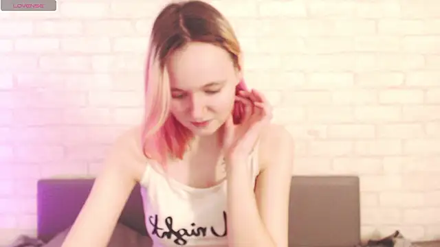 Snapshot of Ericha_Stone chatting on February 10, 2026, 7:56 am Ericha Stone online show from February 10, 2026, 7:56 am