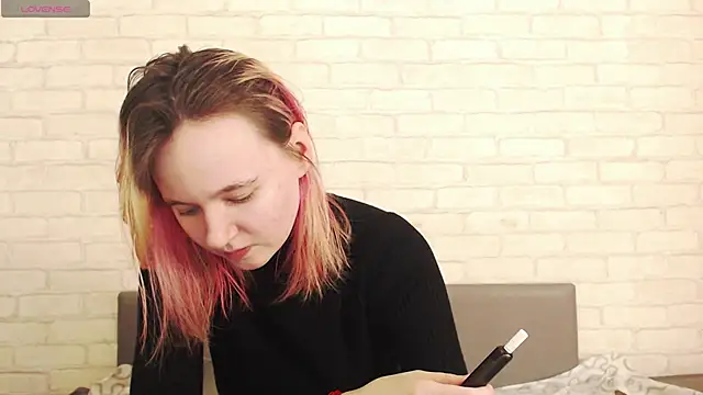 Snapshot of Ericha_Stone chatting on March 4, 2026, 8:09 am Ericha Stone online show from March 4, 2026, 8:09 am