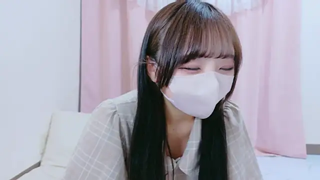 Mashiro-chan online show from December 21, 2025, 9:38 am