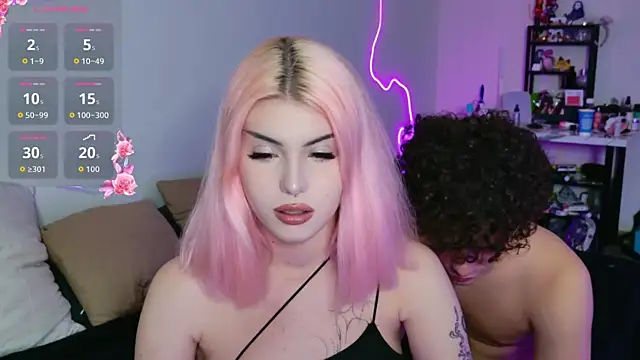 Snapshot of Alice18James chatting on September 12, 2025, 8:31 pm Alice18James online show from September 12, 2025, 8:31 pm