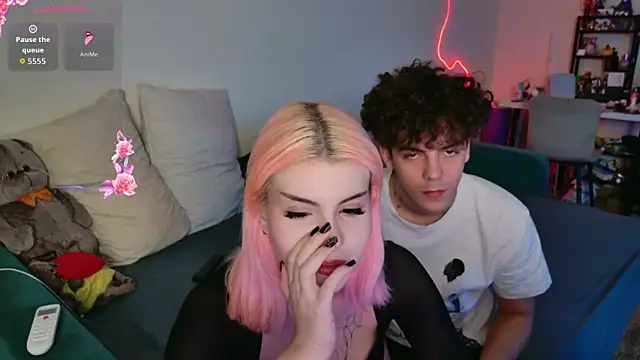 Snapshot of Alice18James chatting on September 16, 2025, 6:31 pm Alice18James online show from September 16, 2025, 6:31 pm