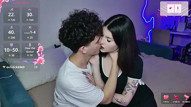 Snapshot of Alice18James chatting on October 3, 2025, 4:26 pm Alice18James online show from October 3, 2025, 4:26 pm