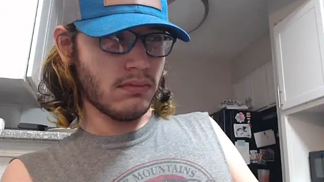 Snapshot of zacthefeetguy chatting on January 9, 2026, 8:43 pm zacthefeetguy online show from January 9, 2026, 8:43 pm