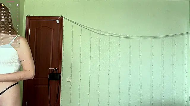 SweetJinny88 online show from February 4, 2026, 9:04 am