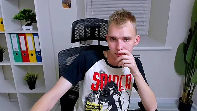 TimBlaks online show from October 15, 2025, 8:42 pm