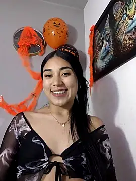 AmberGold- online show from October 31, 2025, 10:05 am