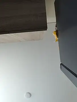 AmberGold- online show from April 11, 2026, 7:51 pm