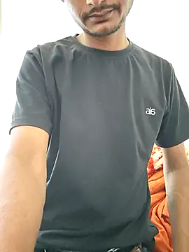 Snapshot of onlymasti00 chatting on November 7, 2025, 9:31 am onlymasti00 online show from November 7, 2025, 9:31 am