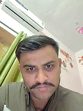 Frvgggghh online show from November 18, 2025, 10:41 am