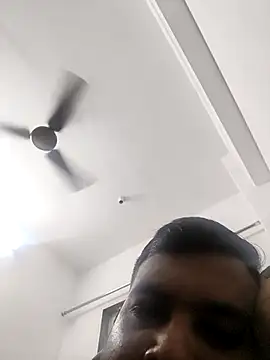 vinay smalldick online show from April 7, 2026, 1:44 pm