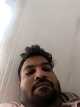 vinay smalldick online show from May 17, 2026, 6:33 am