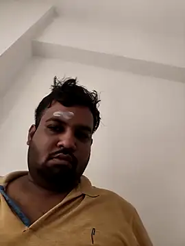 vinay smalldick online show from June 1, 2026, 4:14 am