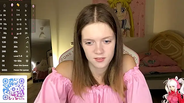 VibeQueenLucy online show from October 9, 2025, 3:21 pm