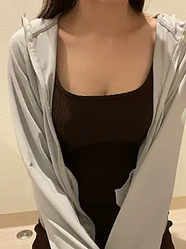 Snapshot of yayoi_jp chatting on November 2, 2025, 3:25 pm yayoi jp online show from November 2, 2025, 3:25 pm