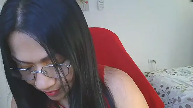 LissafeetHott online show from May 18, 2026, 9:53 pm