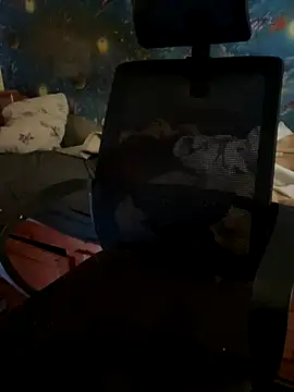 fronkie9384 online show from December 2, 2025, 11:15 am