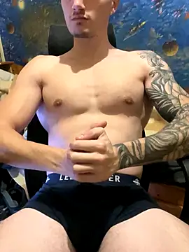 fronkie9384 online show from December 13, 2025, 8:25 pm